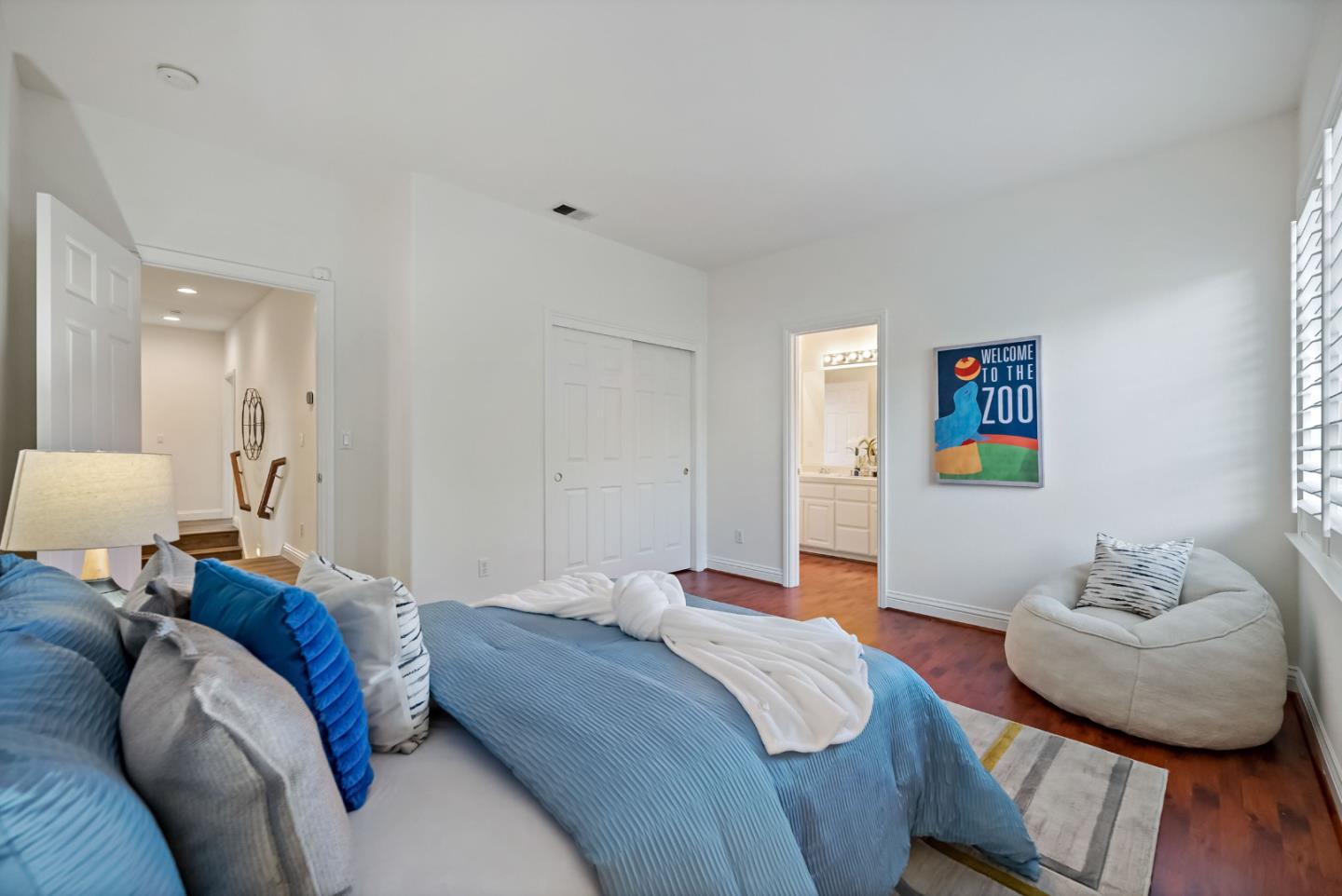 4939 Eastbourne CT