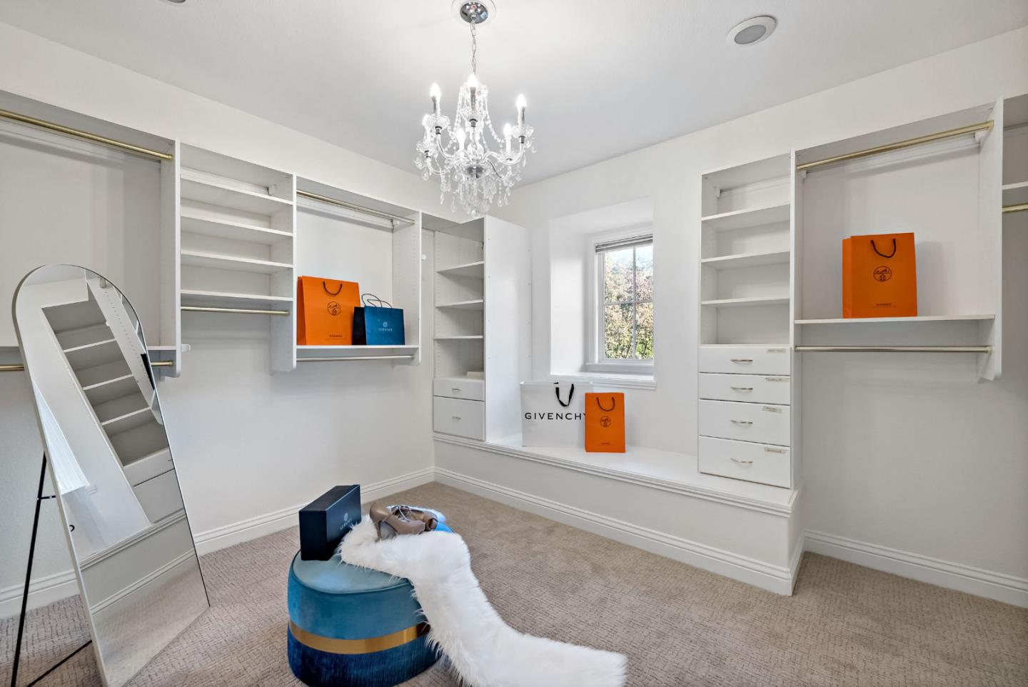 4939 Eastbourne CT