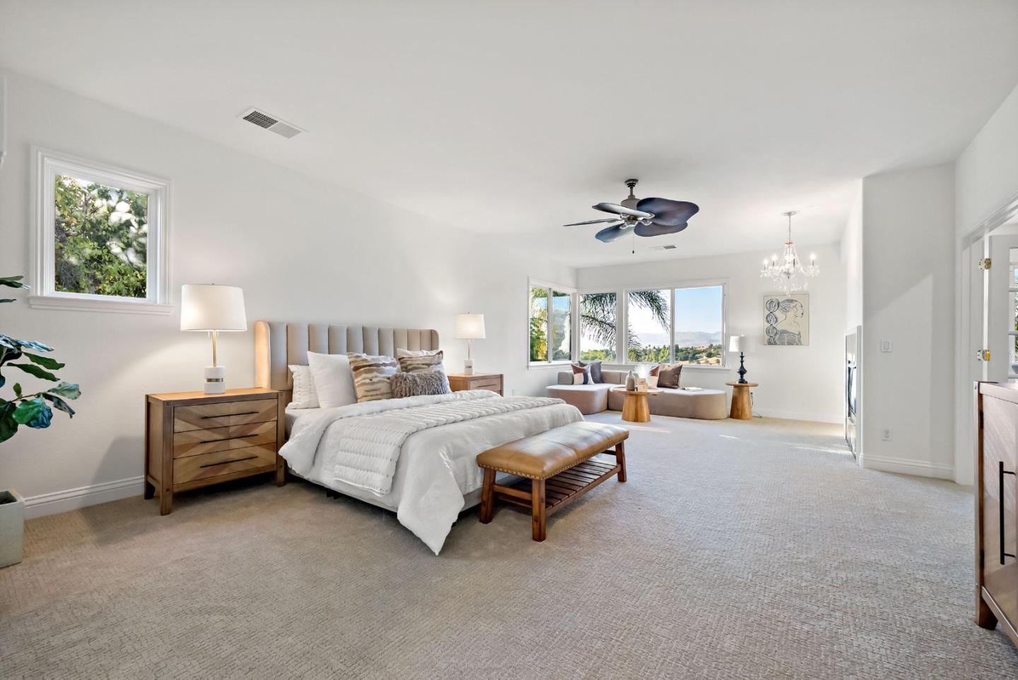 4939 Eastbourne CT