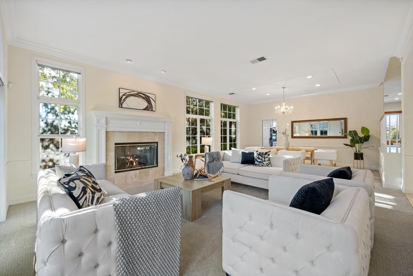 4939 Eastbourne CT