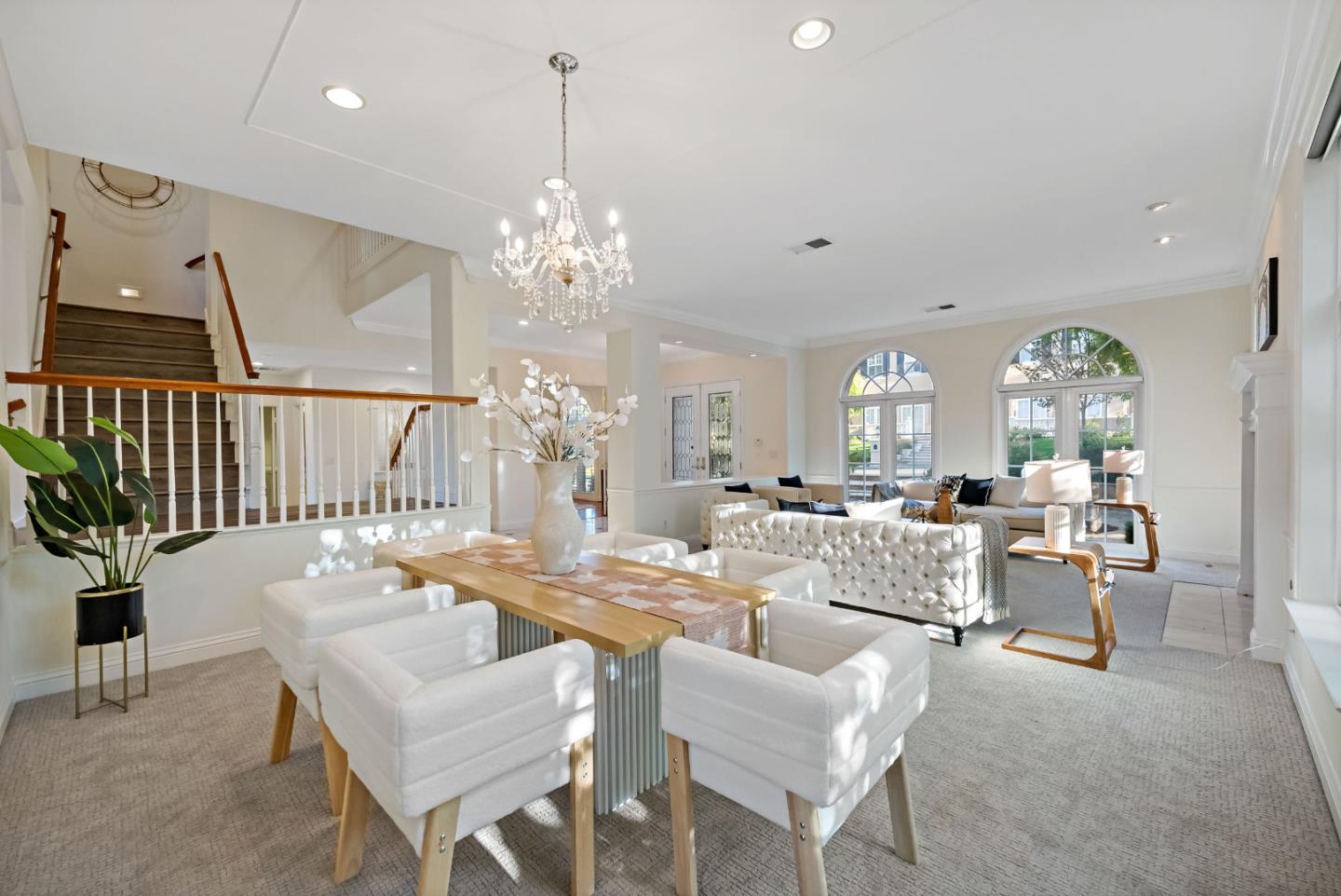 4939 Eastbourne CT