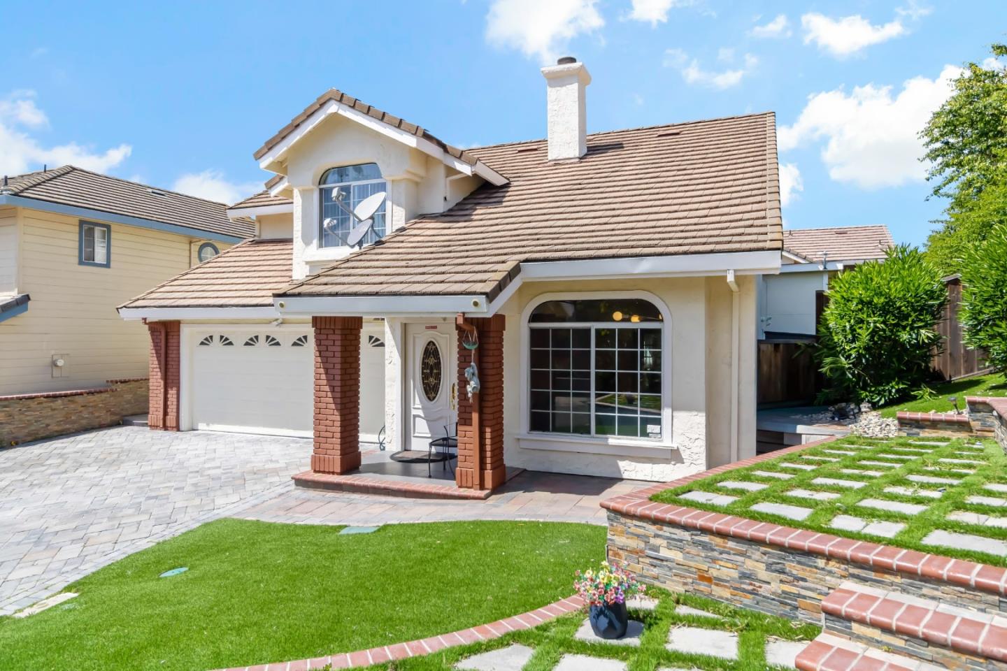 3389 Brook Leaf Court