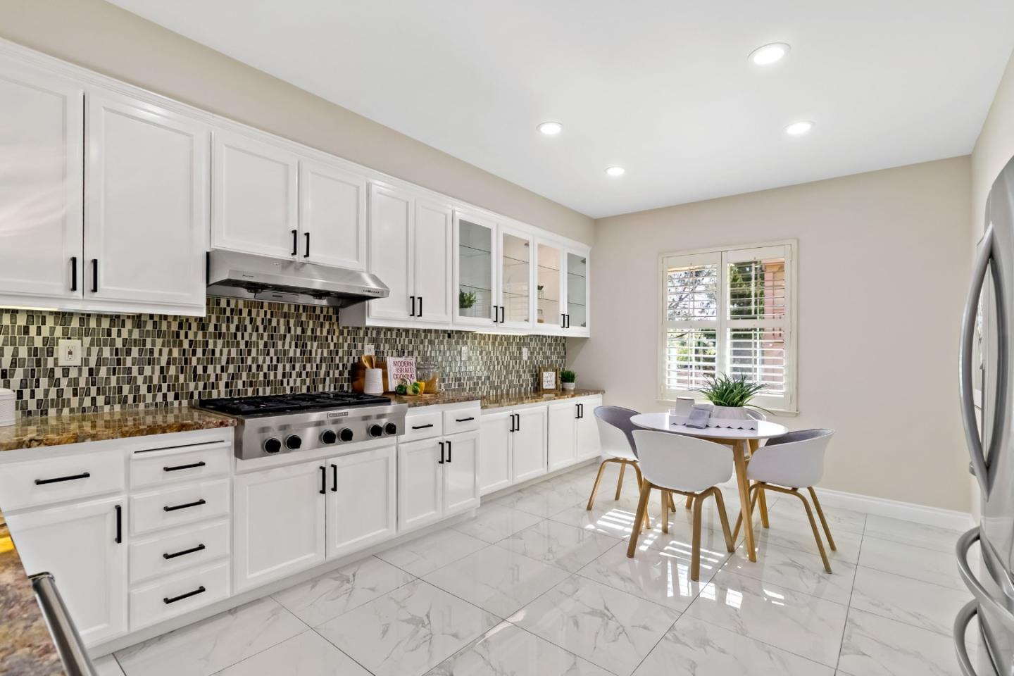 3766 Evangelho Circle