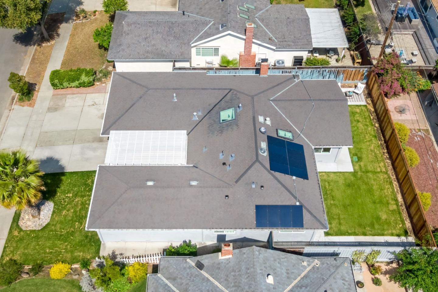 1304 Antwerp Lane