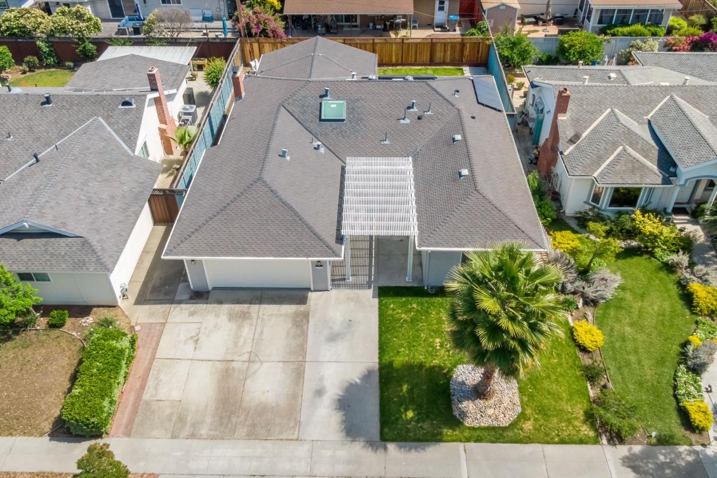 1304 Antwerp Lane