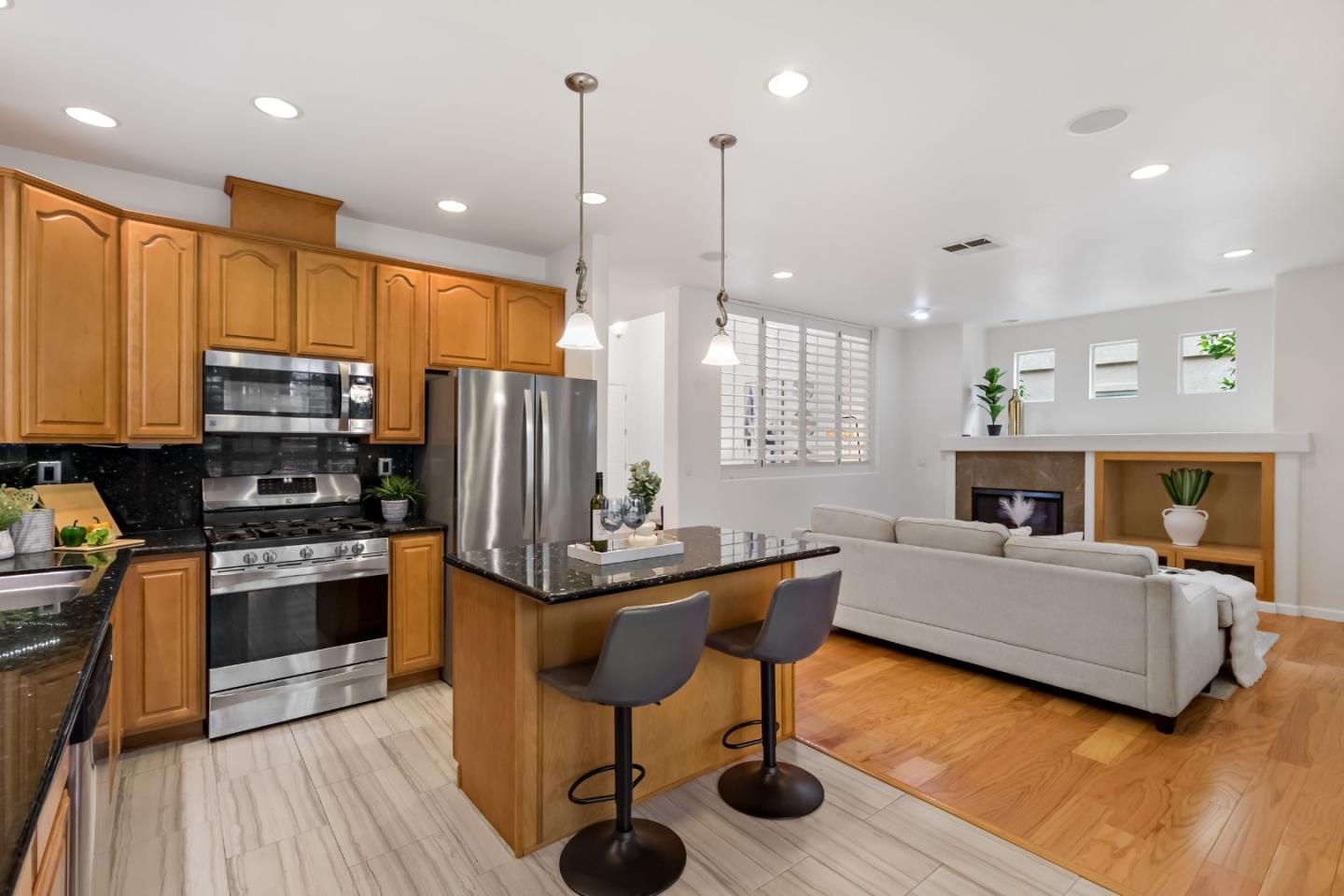 5275 Manderston