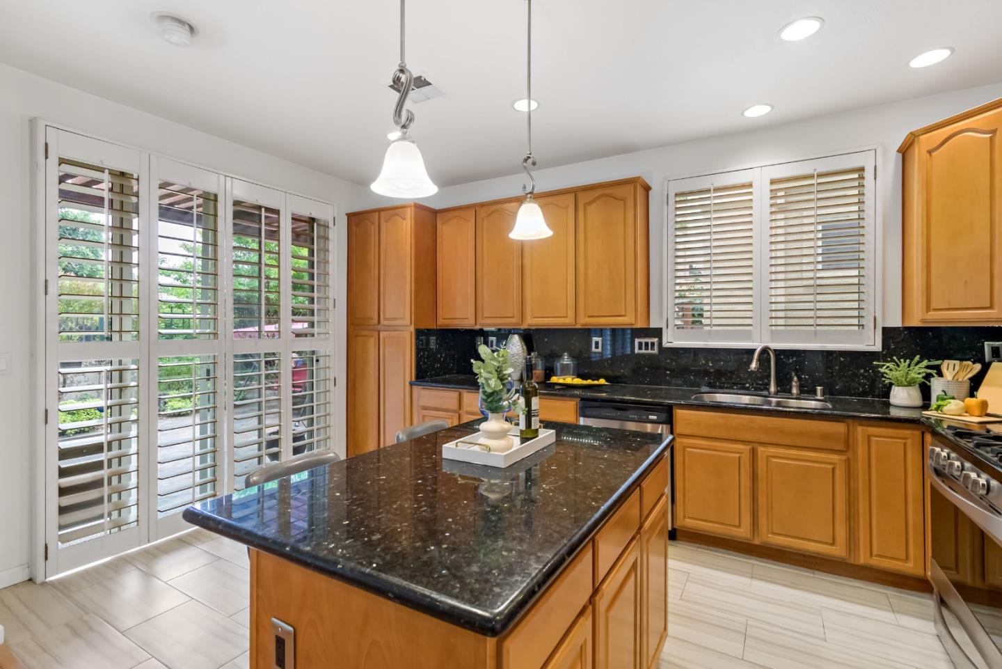 5275 Manderston