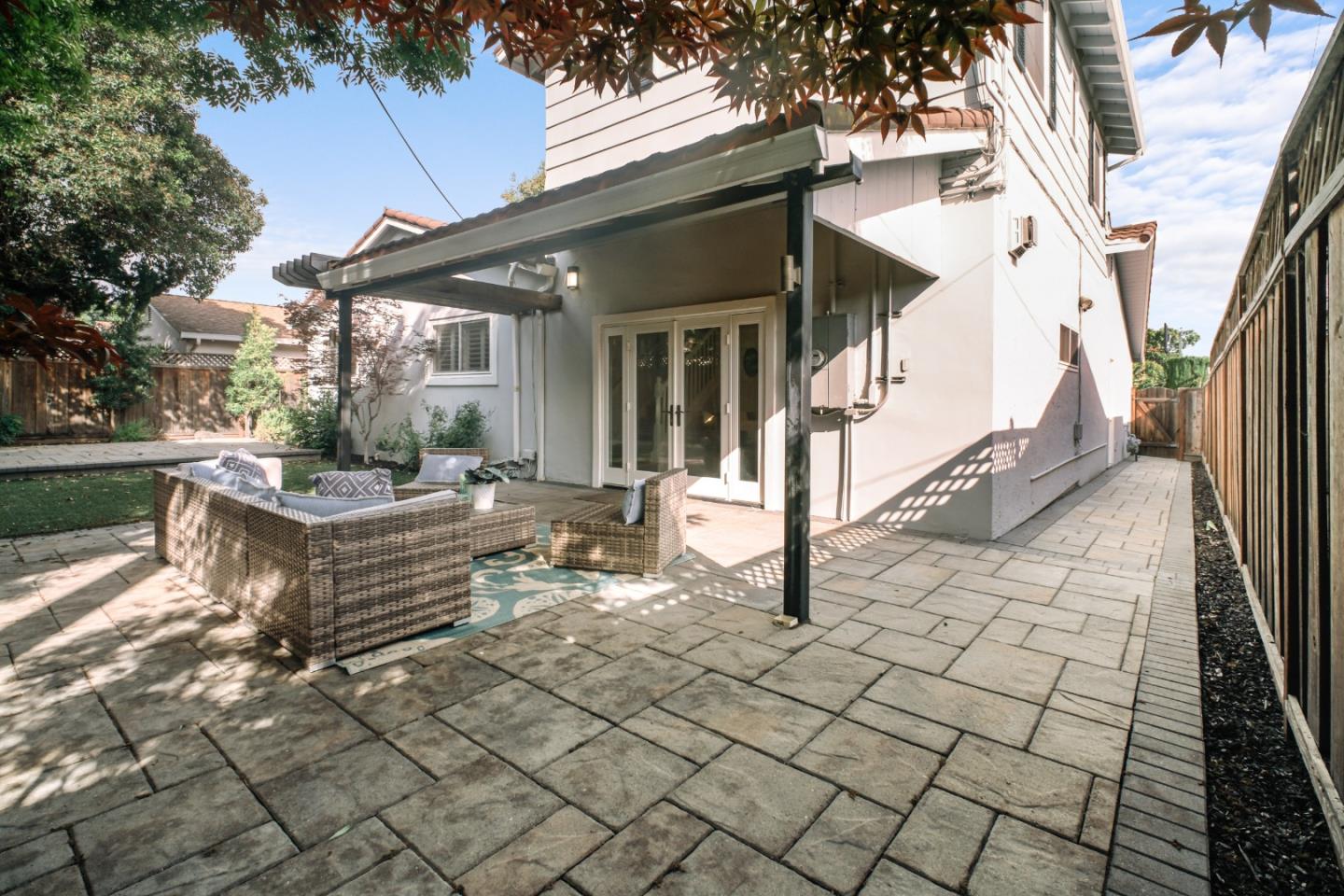2488 Hart Avenue