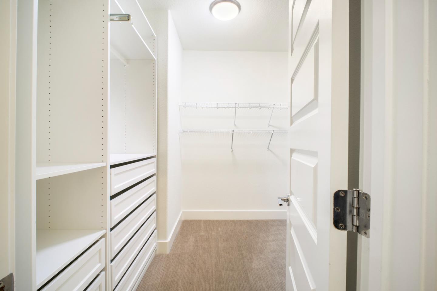 1336 North Capitol Avenue 6