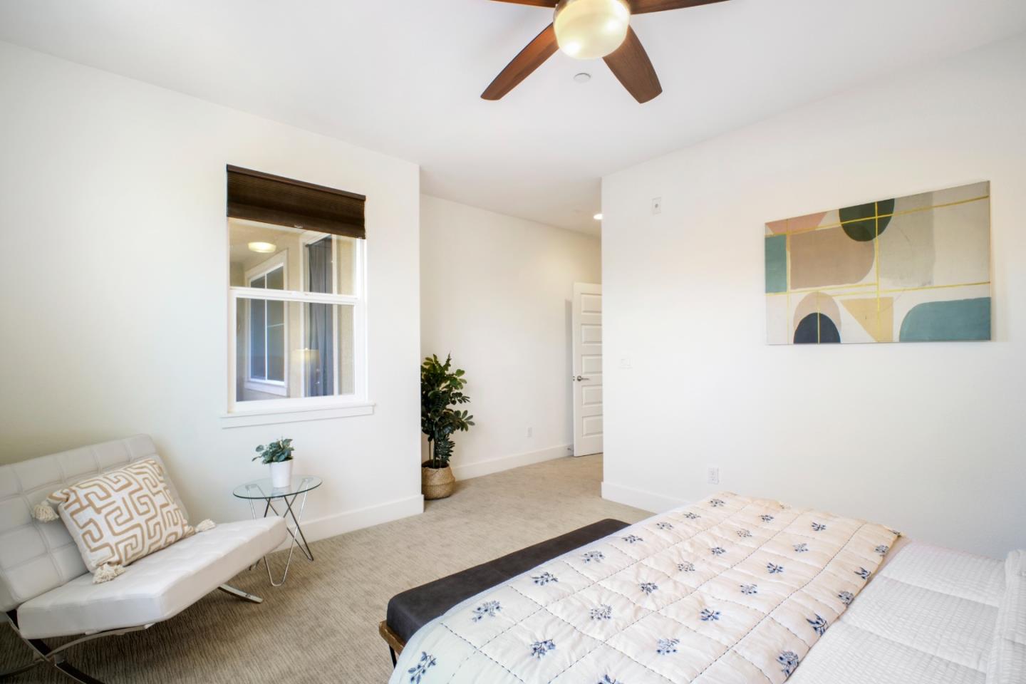 1336 North Capitol Avenue 6