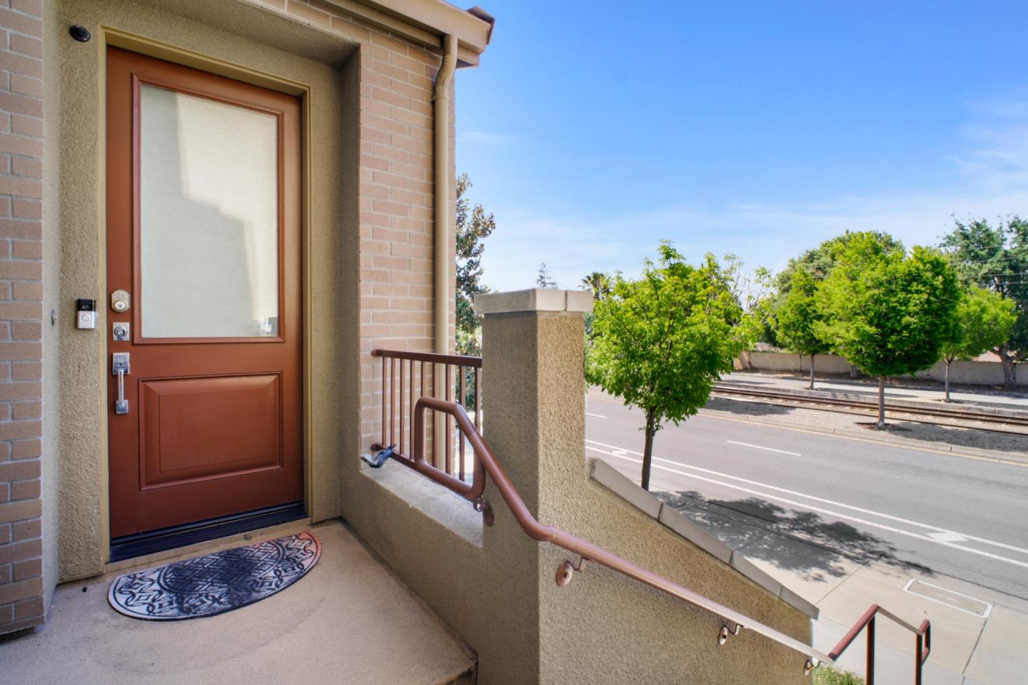 1336 North Capitol Avenue 6