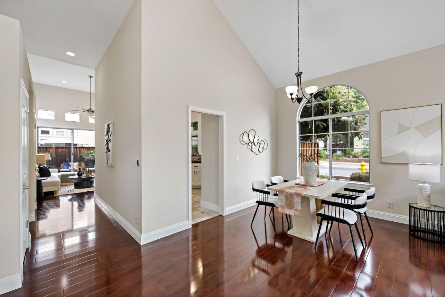 3107 Toscana CT
