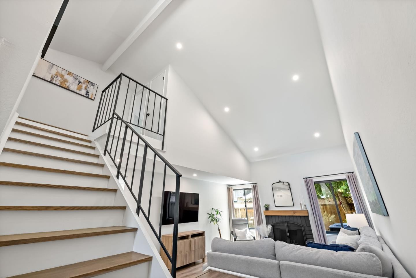 6585 Cooperage Court