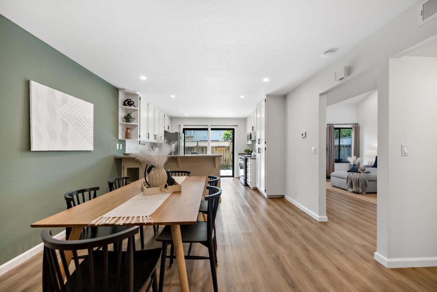 6585 Cooperage Court