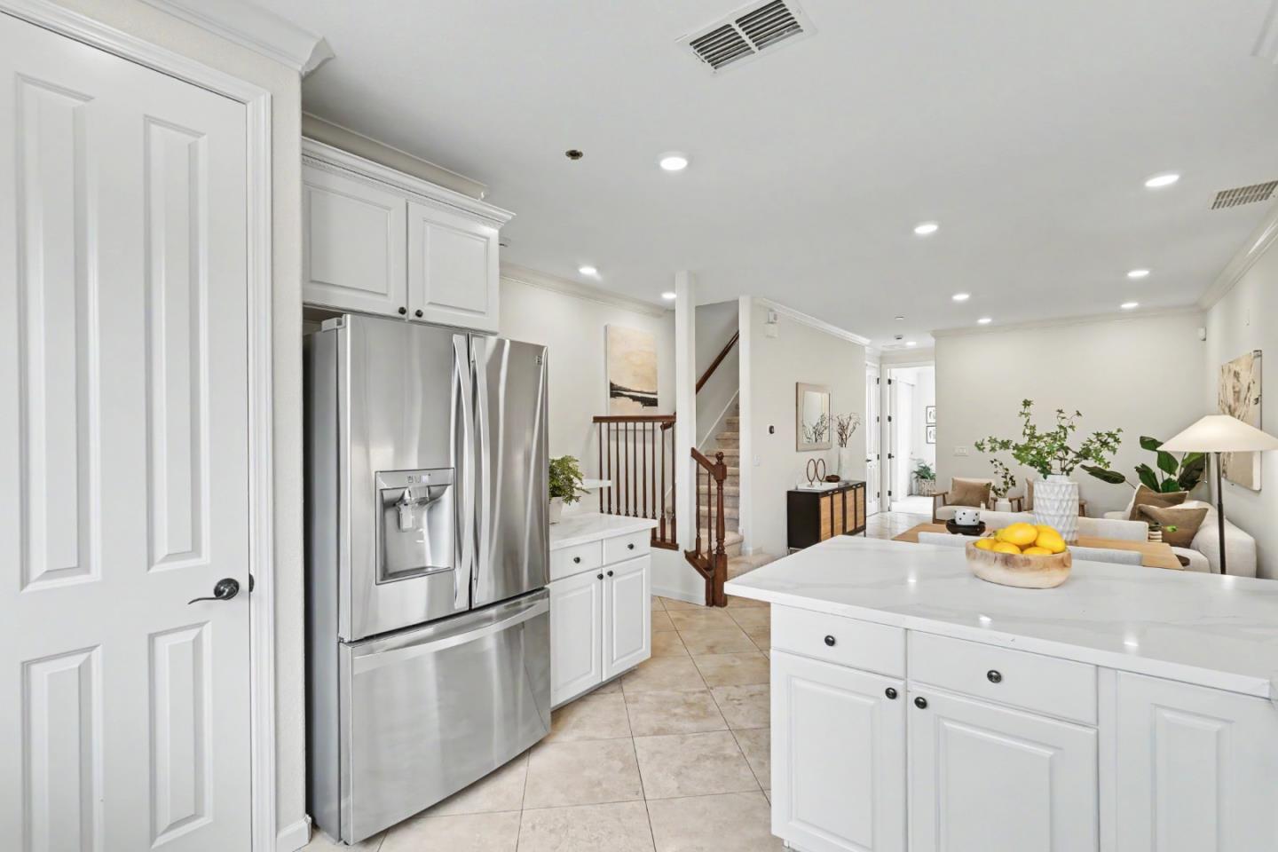 1357 Merry LOOP