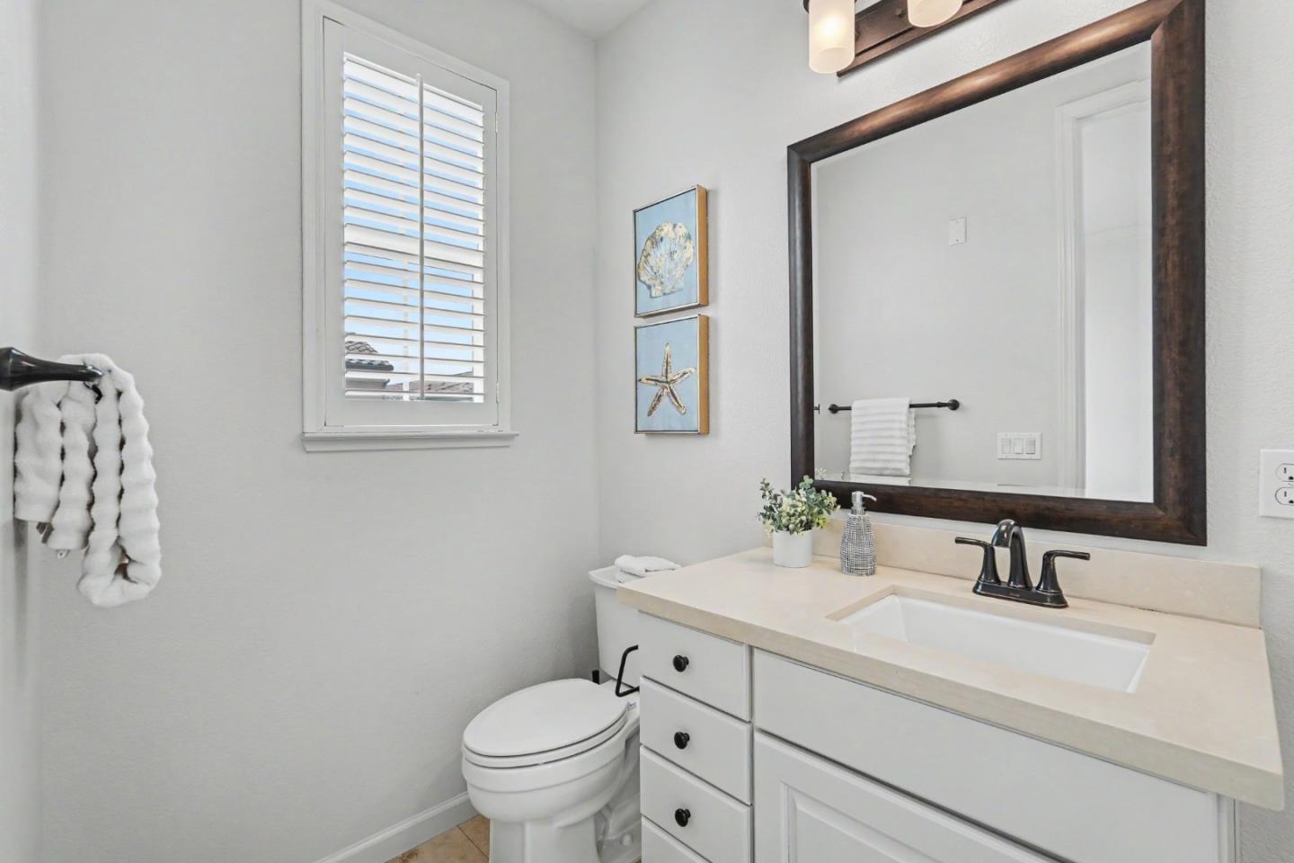 1357 Merry LOOP