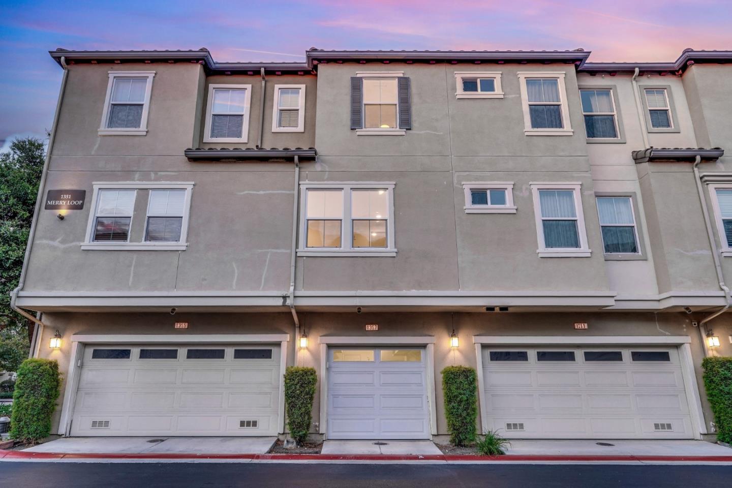 1357 Merry LOOP