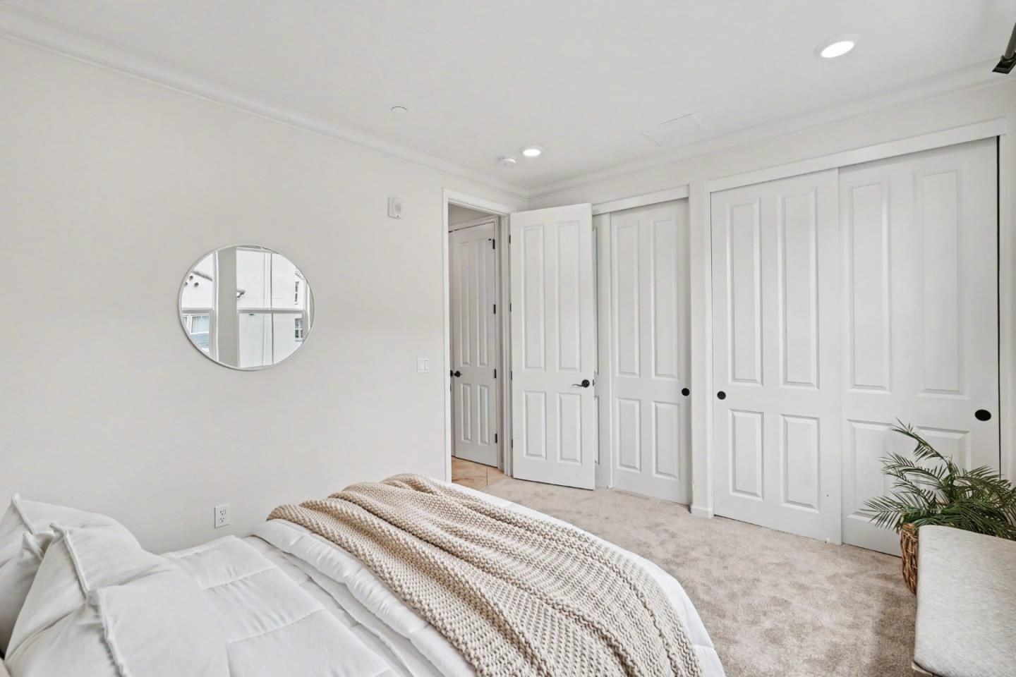 1357 Merry LOOP