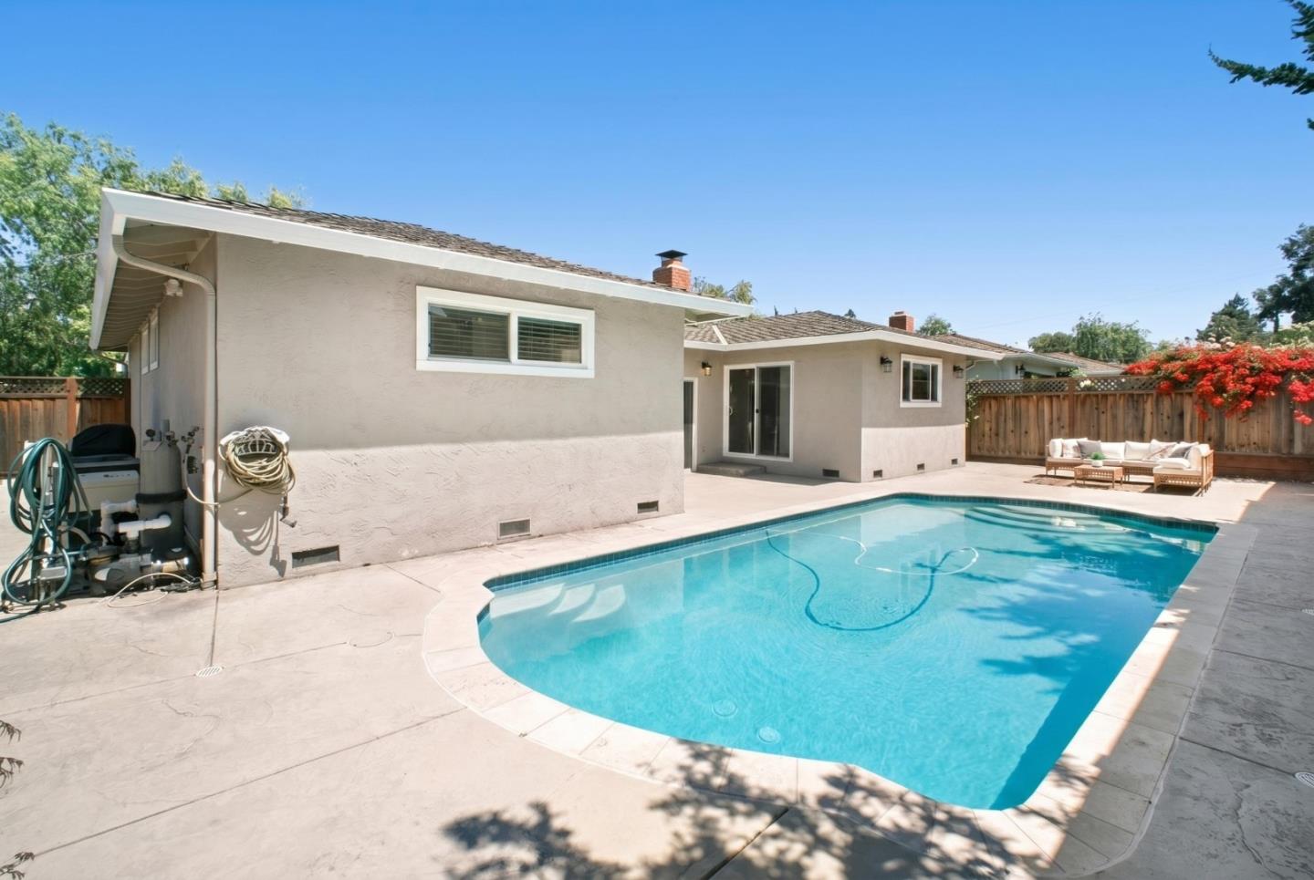 1671 Elwood Drive