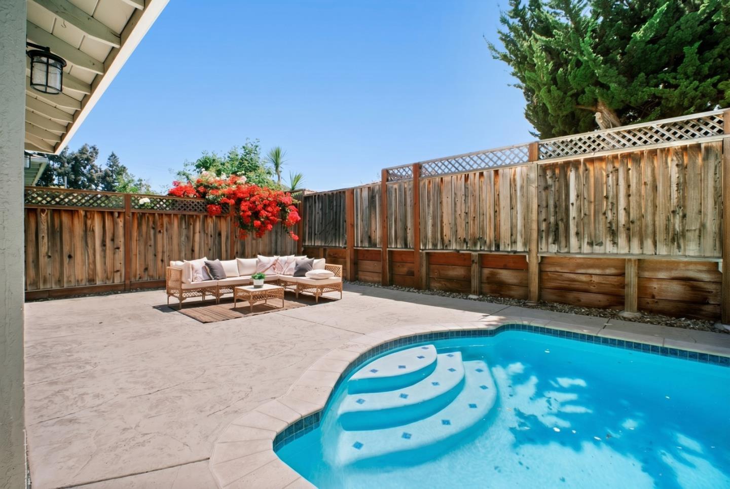 1671 Elwood Drive