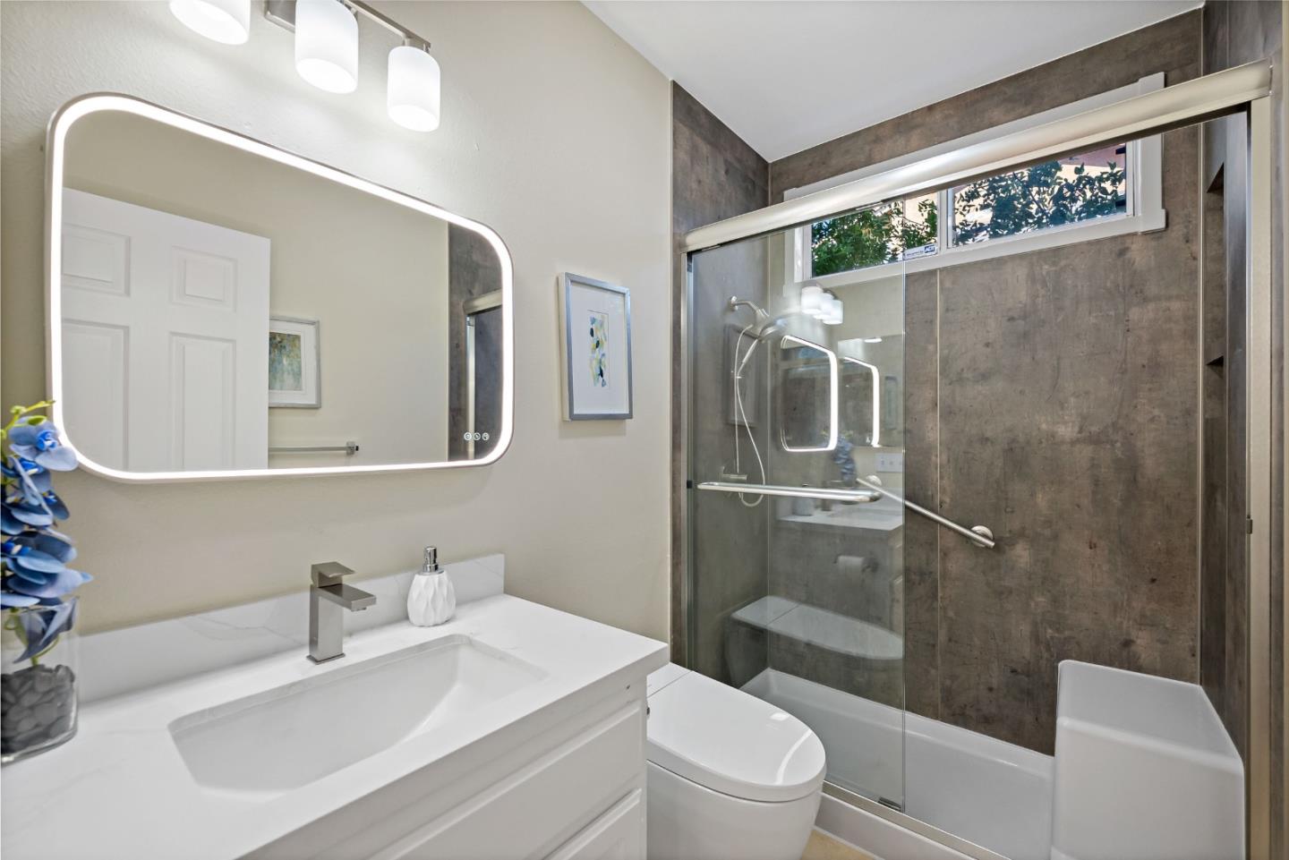 3249 Esperanza CT
