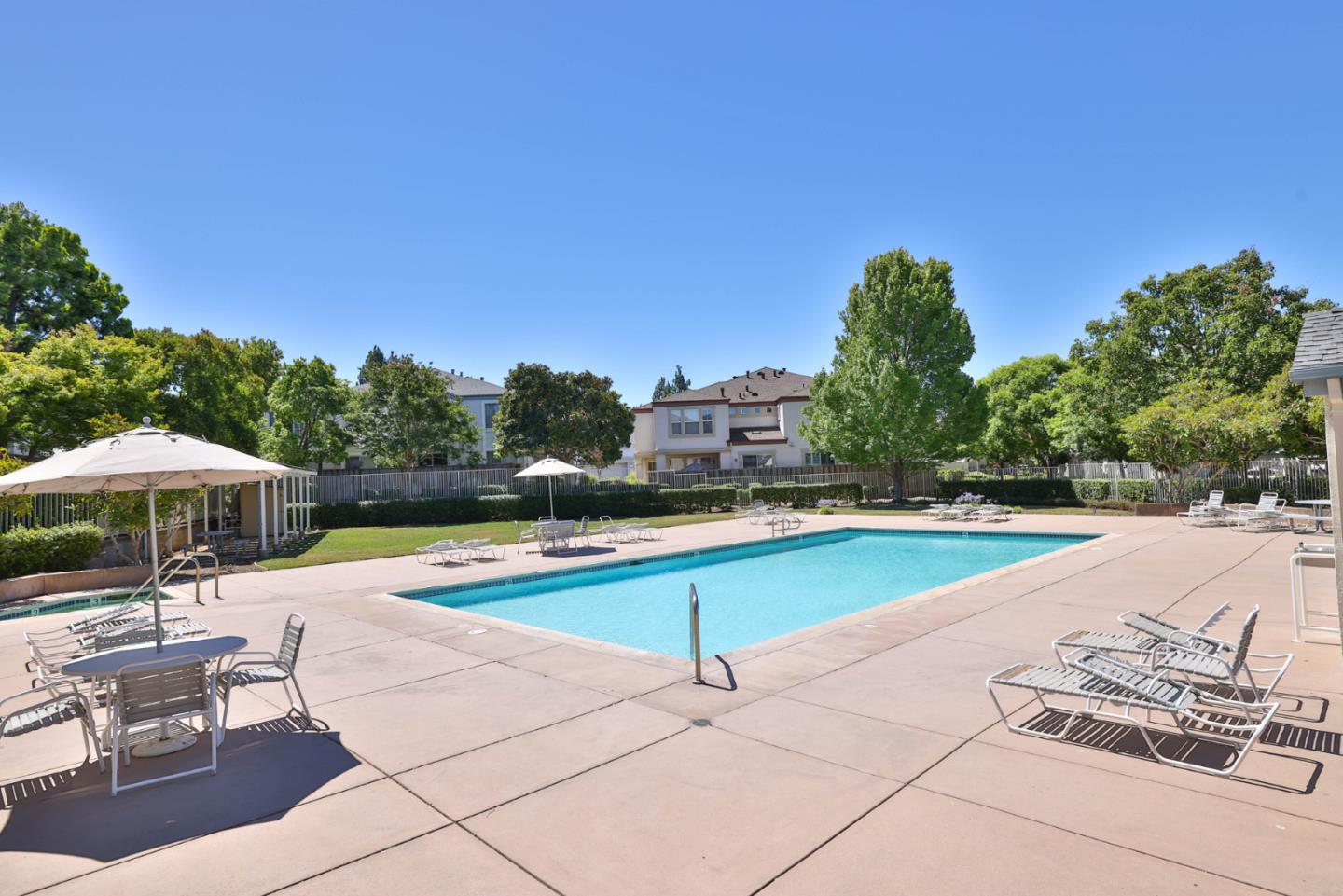 840 Monarch CIR