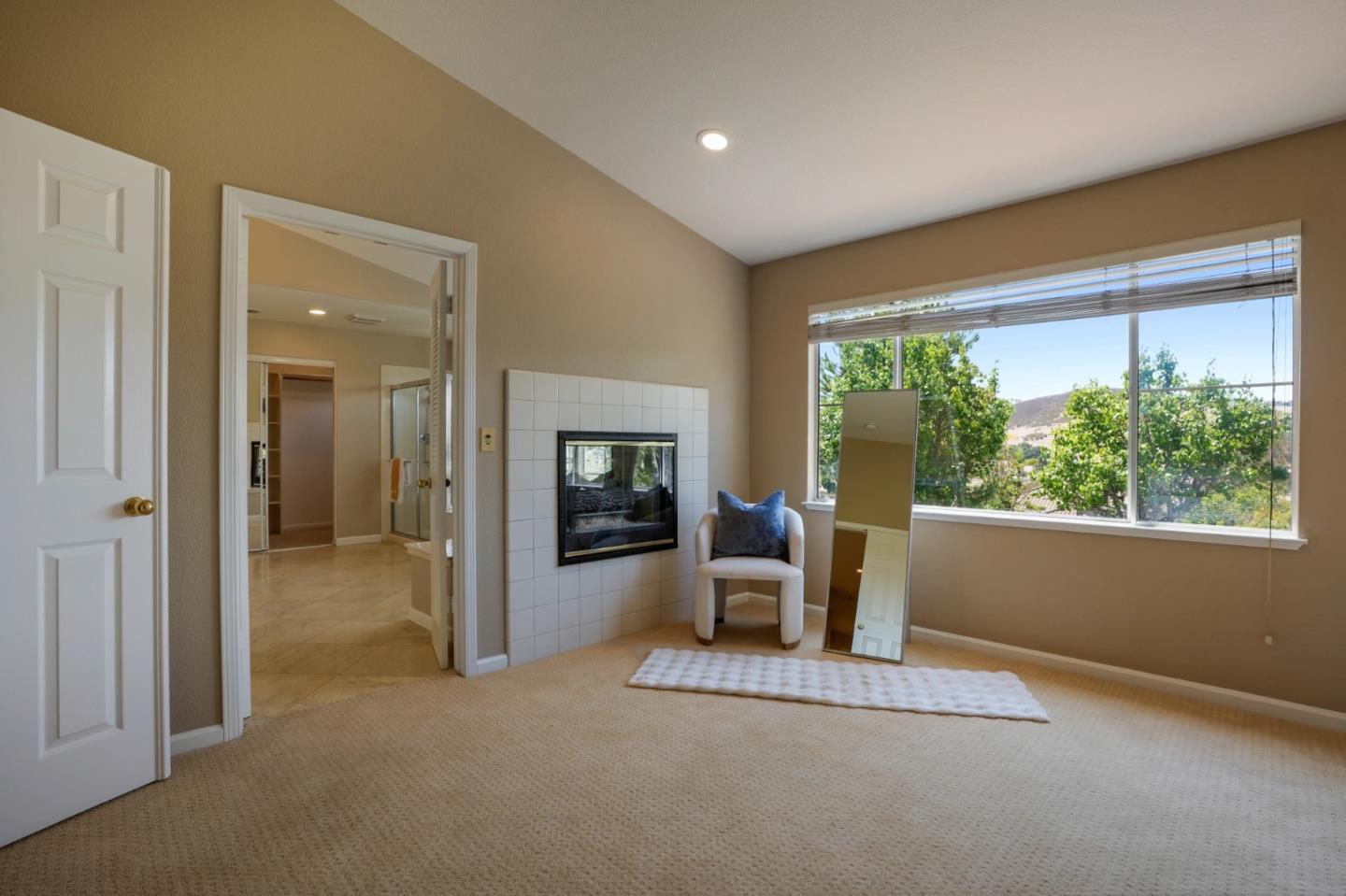 5247 Ligurian CT