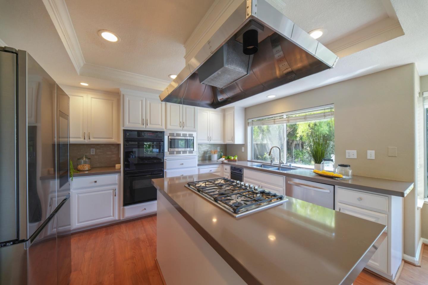 5247 Ligurian CT