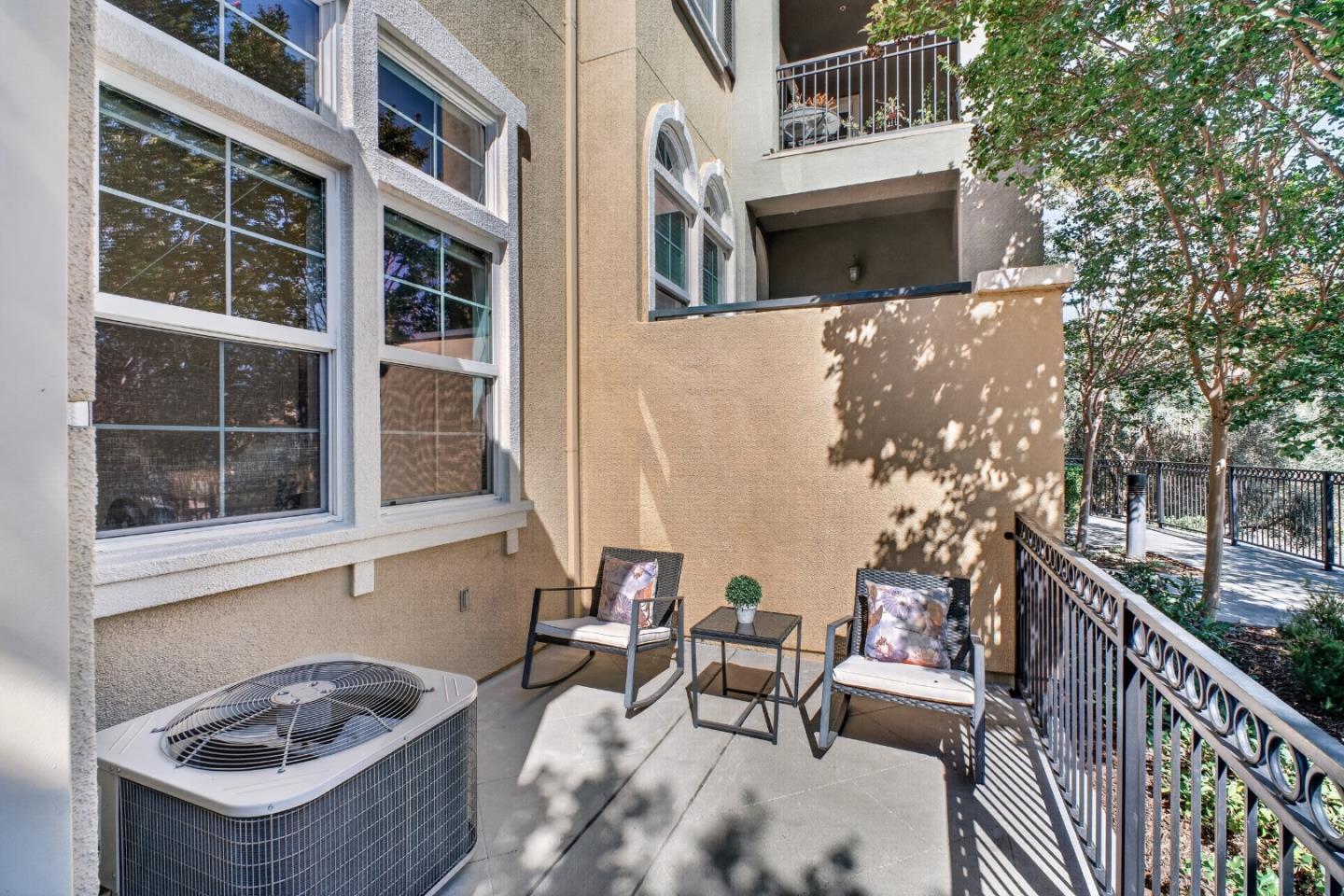 2252 Winepol LOOP