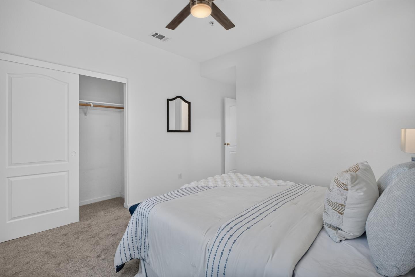 2252 Winepol LOOP
