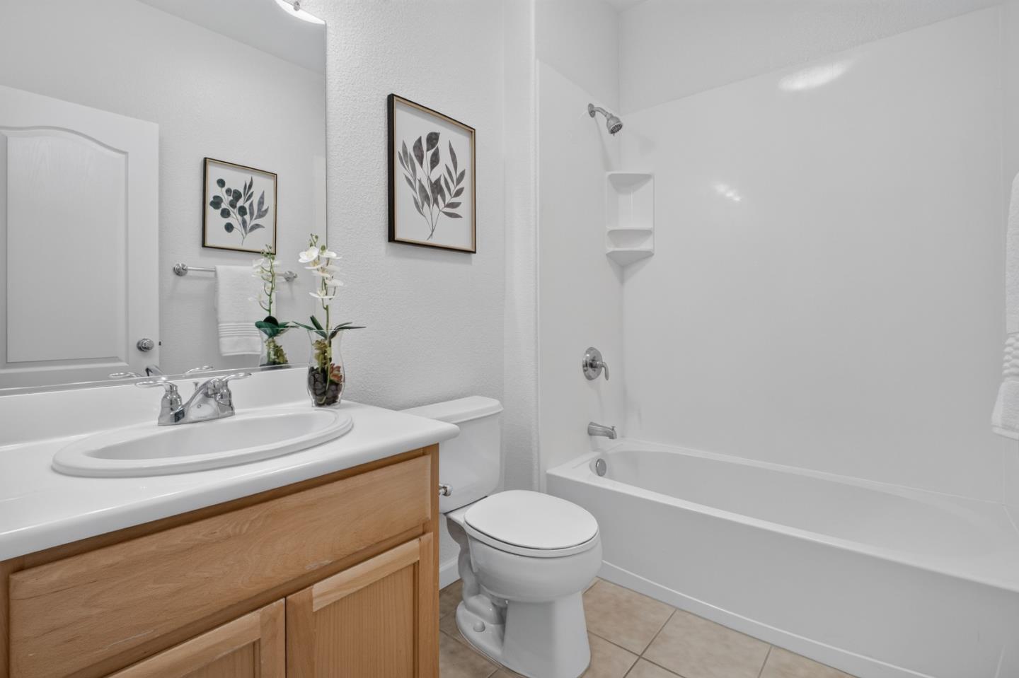 2252 Winepol LOOP