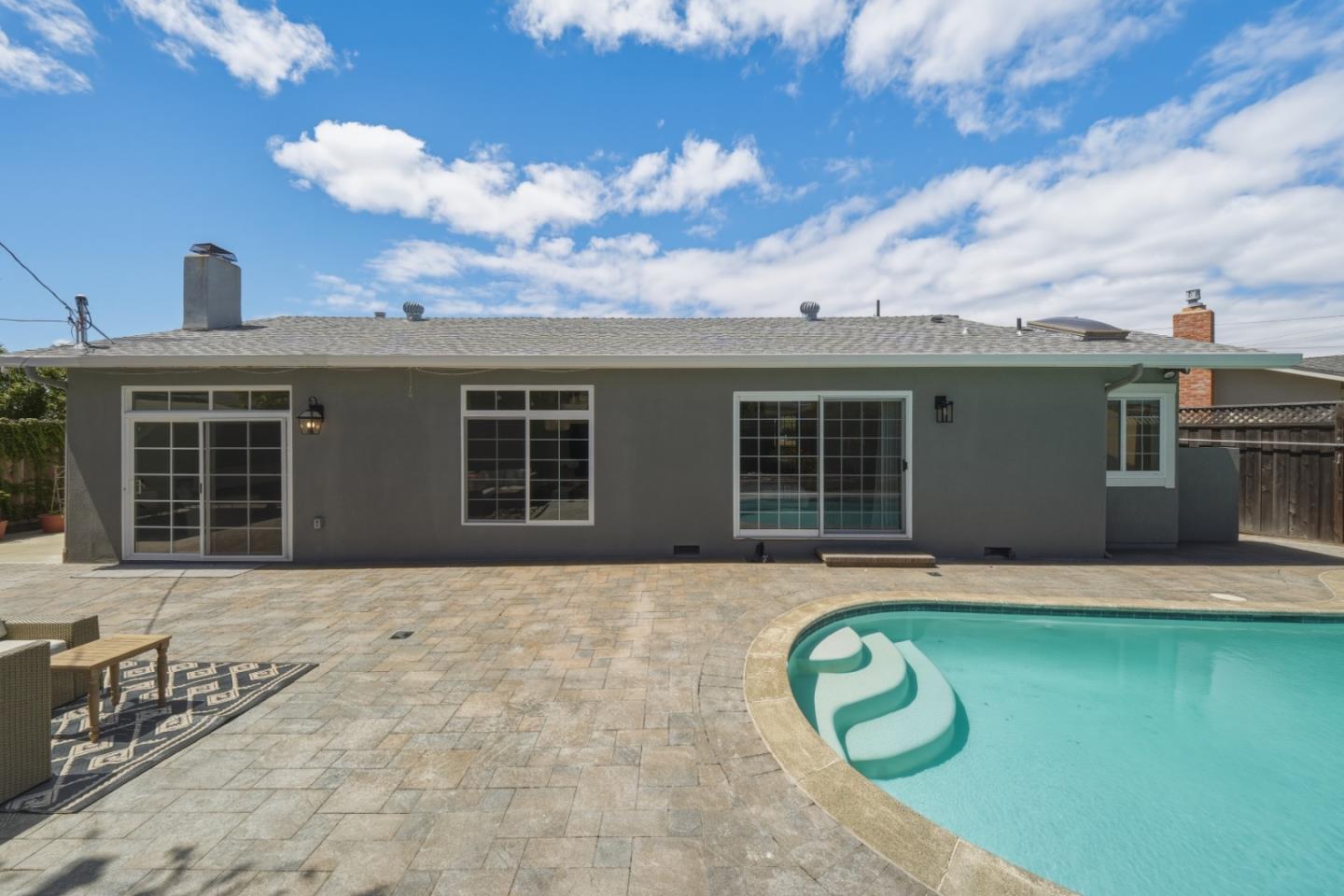 4833 Claremont Park CT
