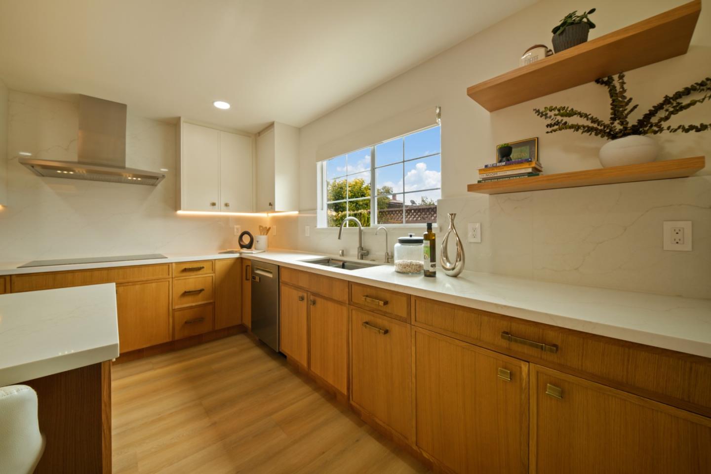 4833 Claremont Park CT