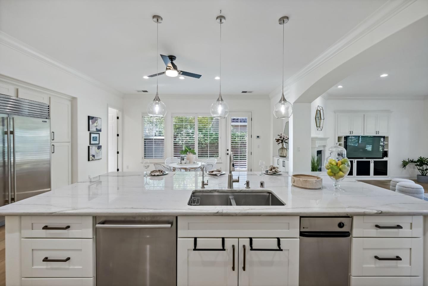 1131 Laguna Creek LN