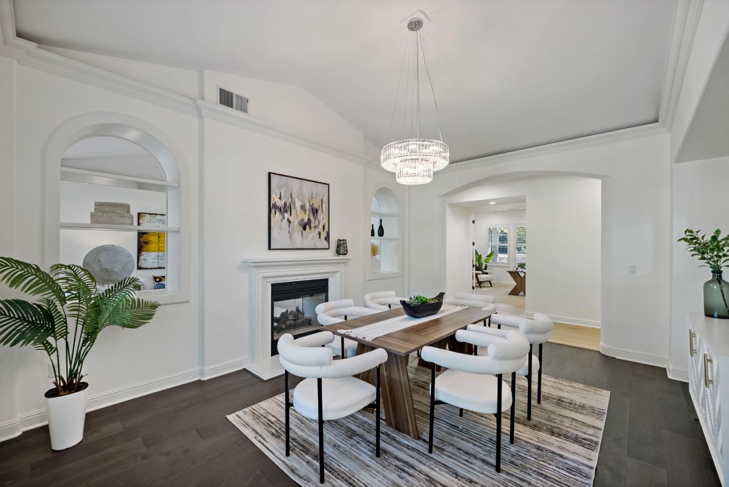 1131 Laguna Creek LN