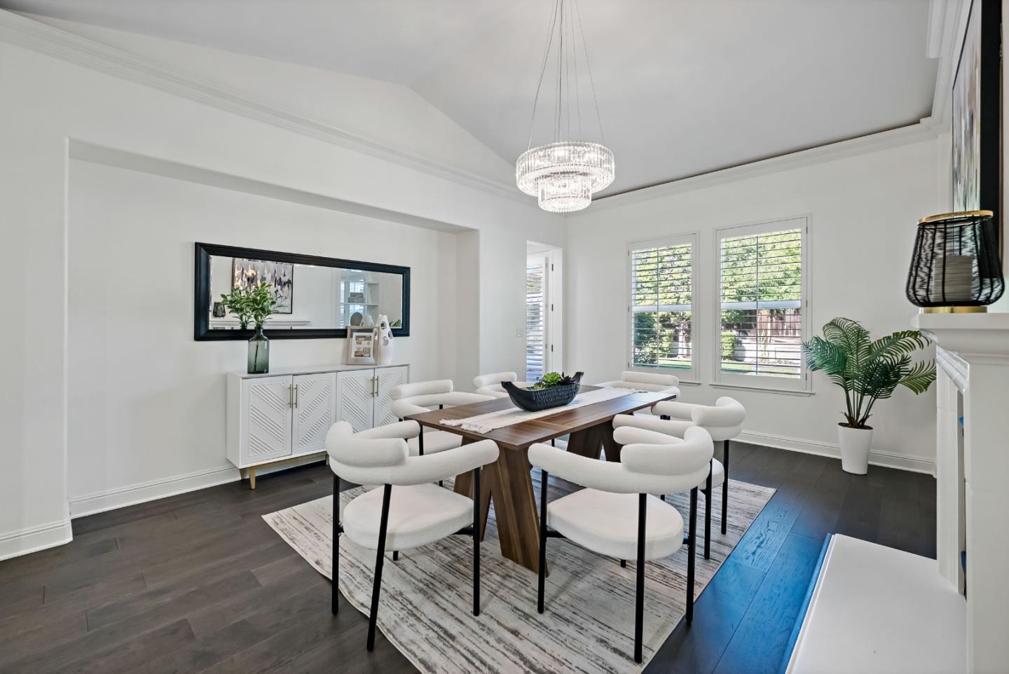 1131 Laguna Creek LN