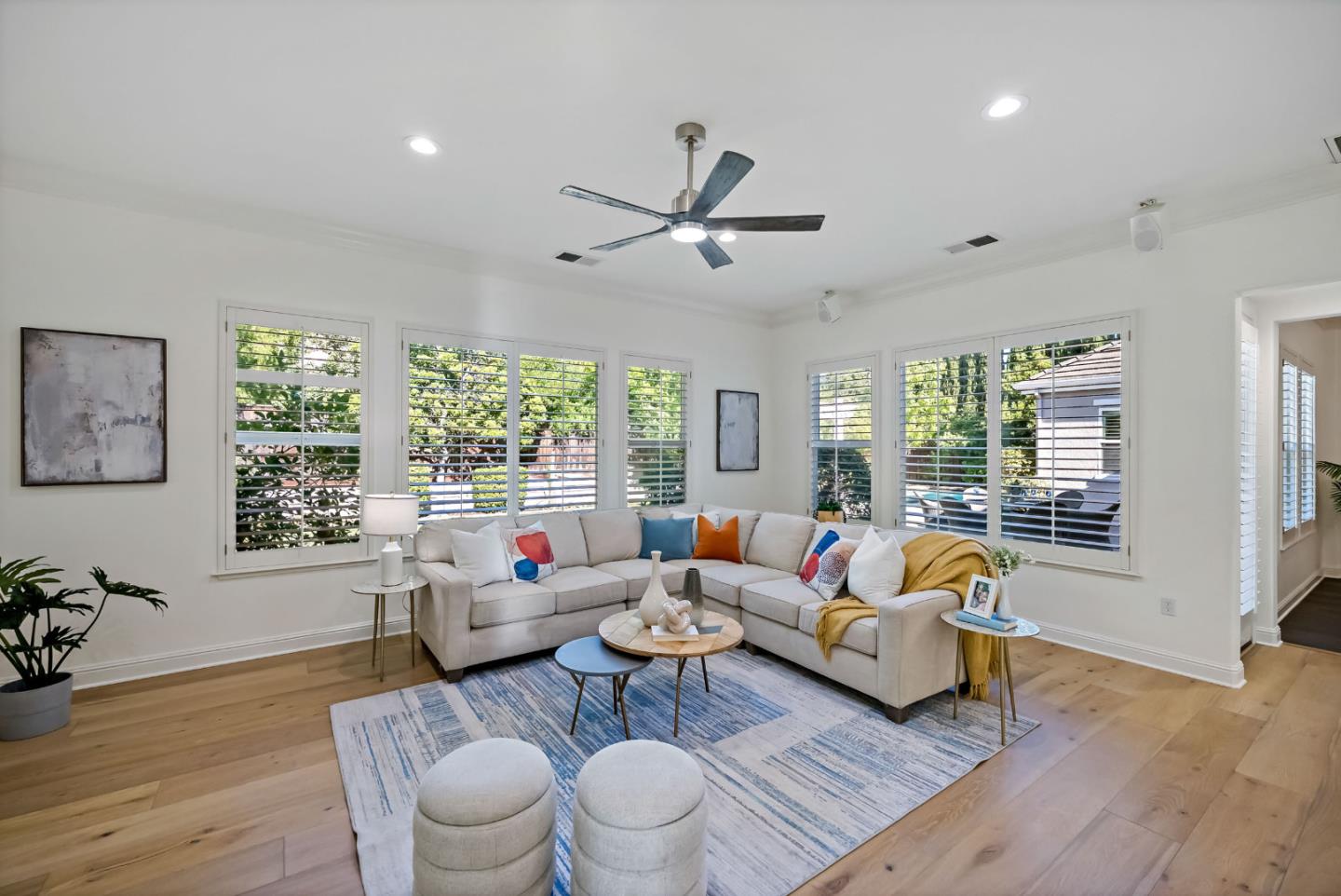 1131 Laguna Creek LN