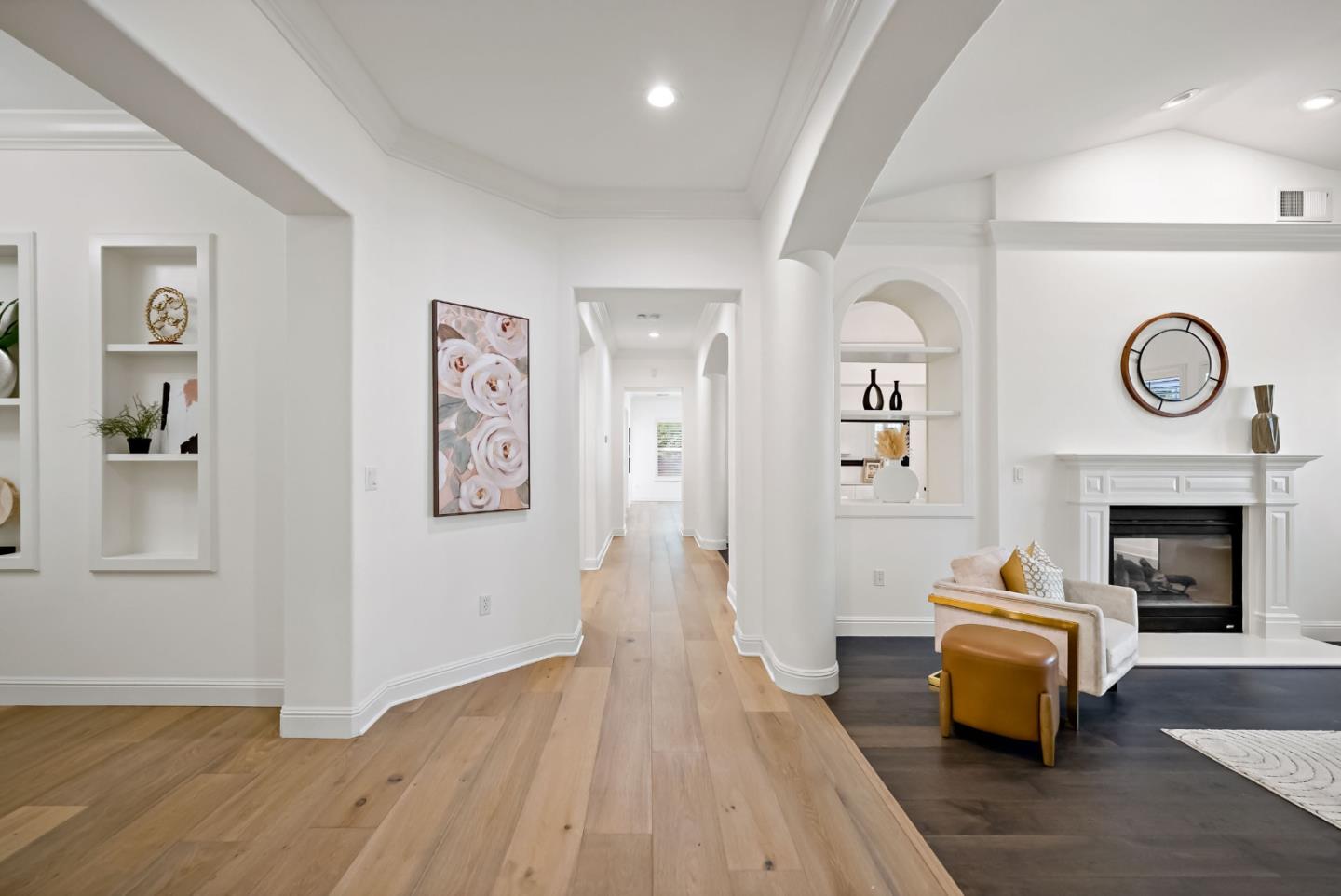 1131 Laguna Creek LN