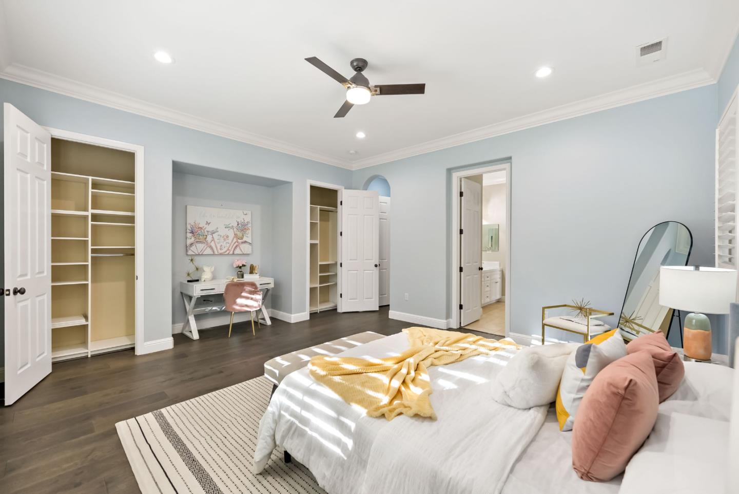 1131 Laguna Creek LN