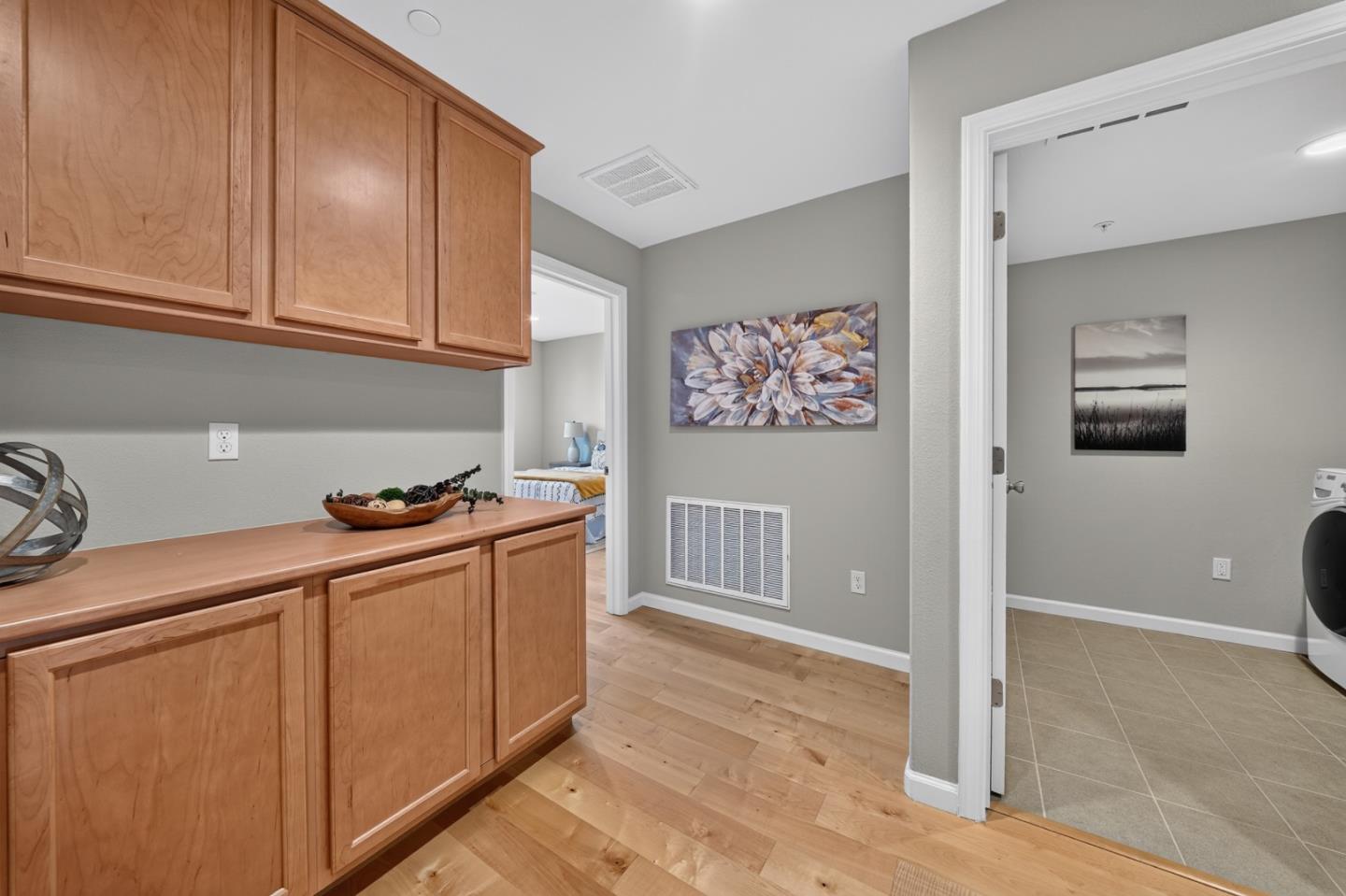 2731 Viterbo CT 4