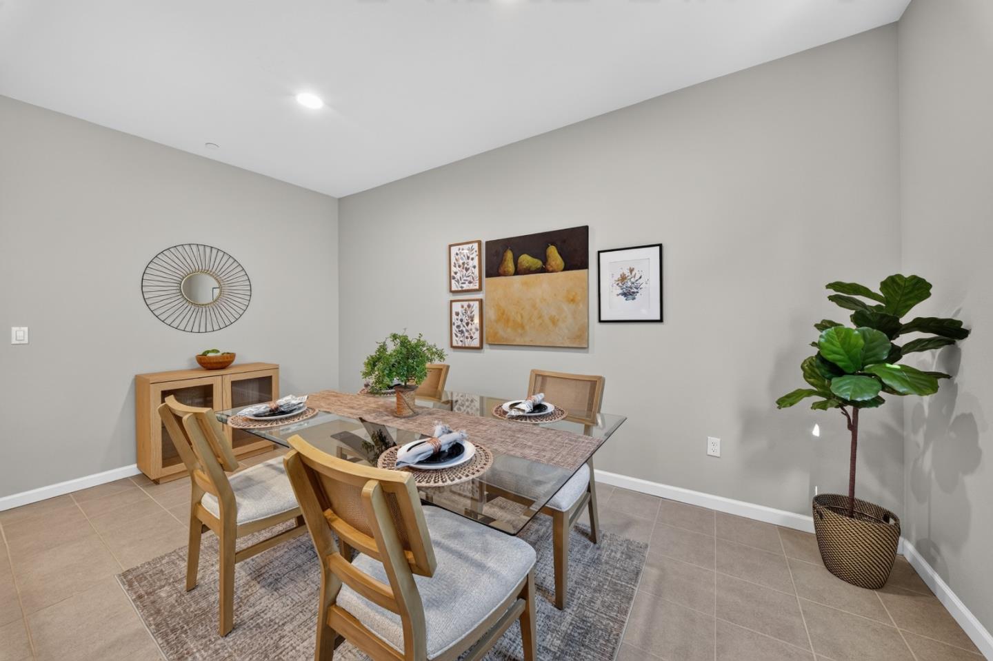 2731 Viterbo CT 4