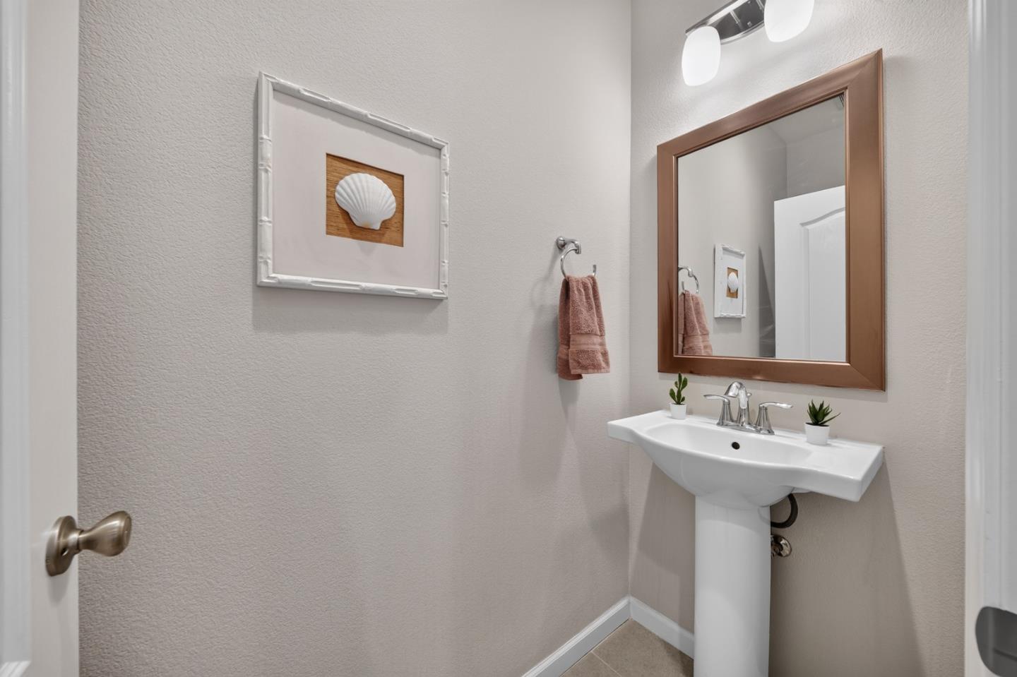 2731 Viterbo CT 4