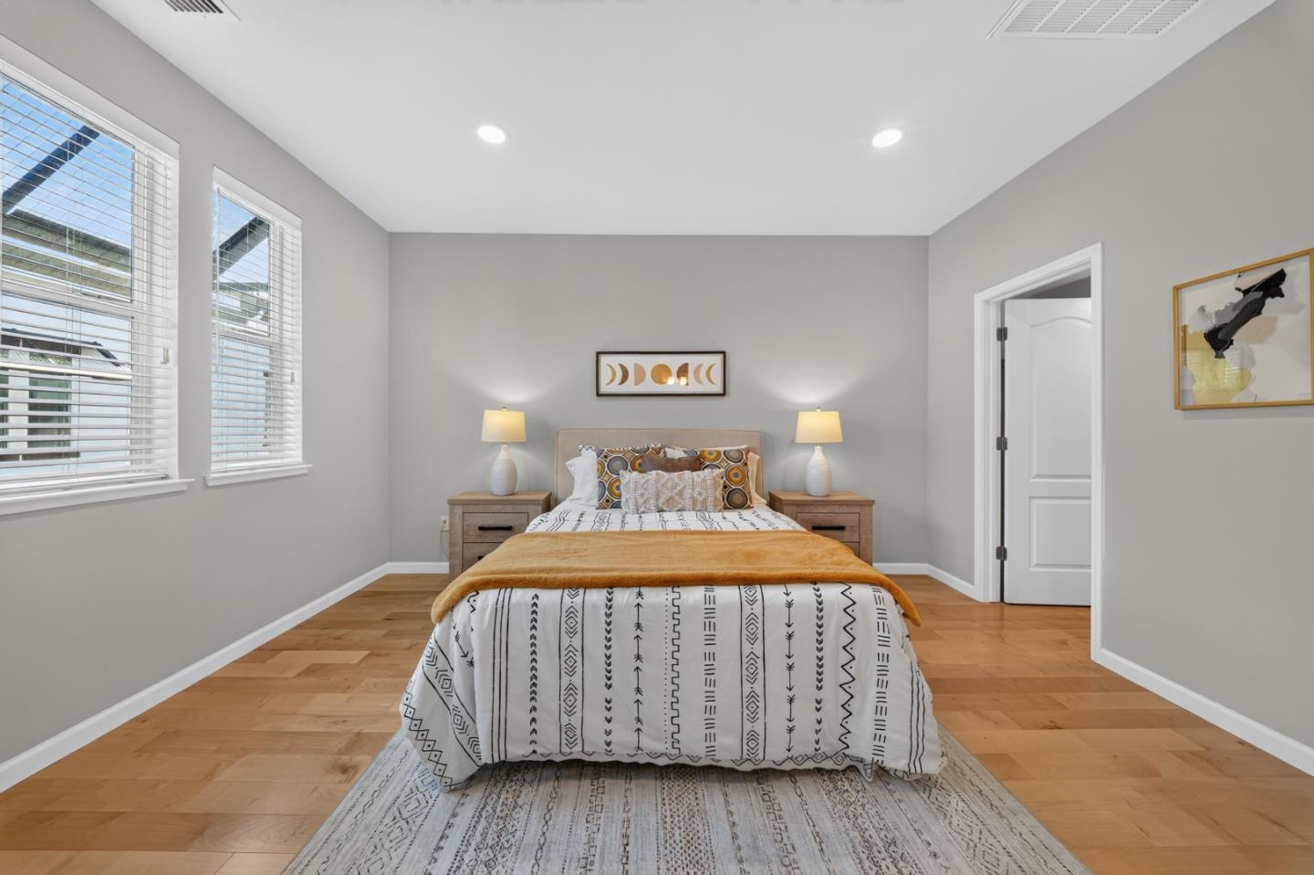 2731 Viterbo CT 4