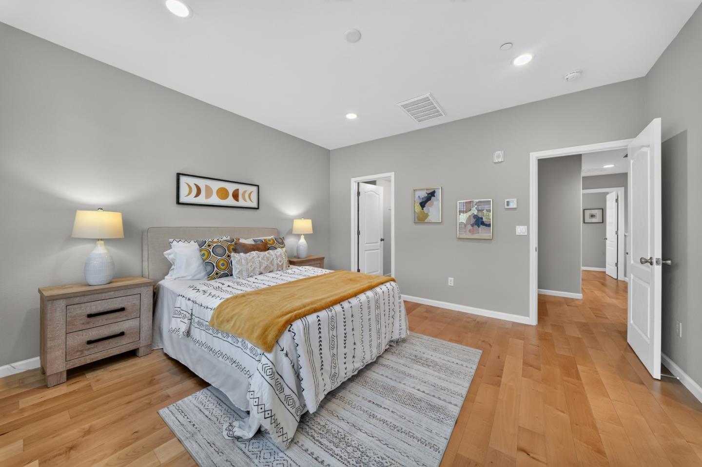 2731 Viterbo CT 4