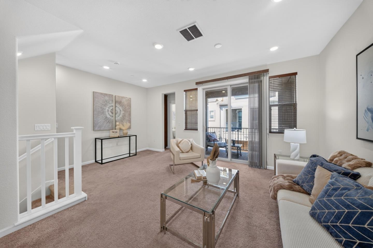2712 Ferrara CIR