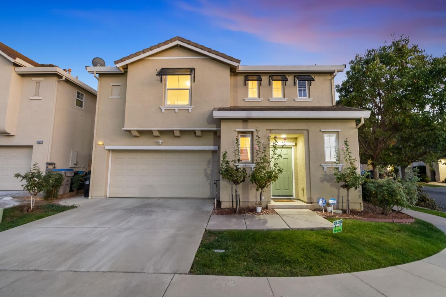 2728 Gilham WAY