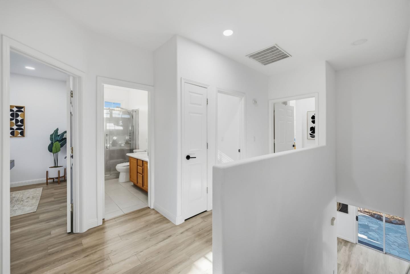 945 Desmet DR