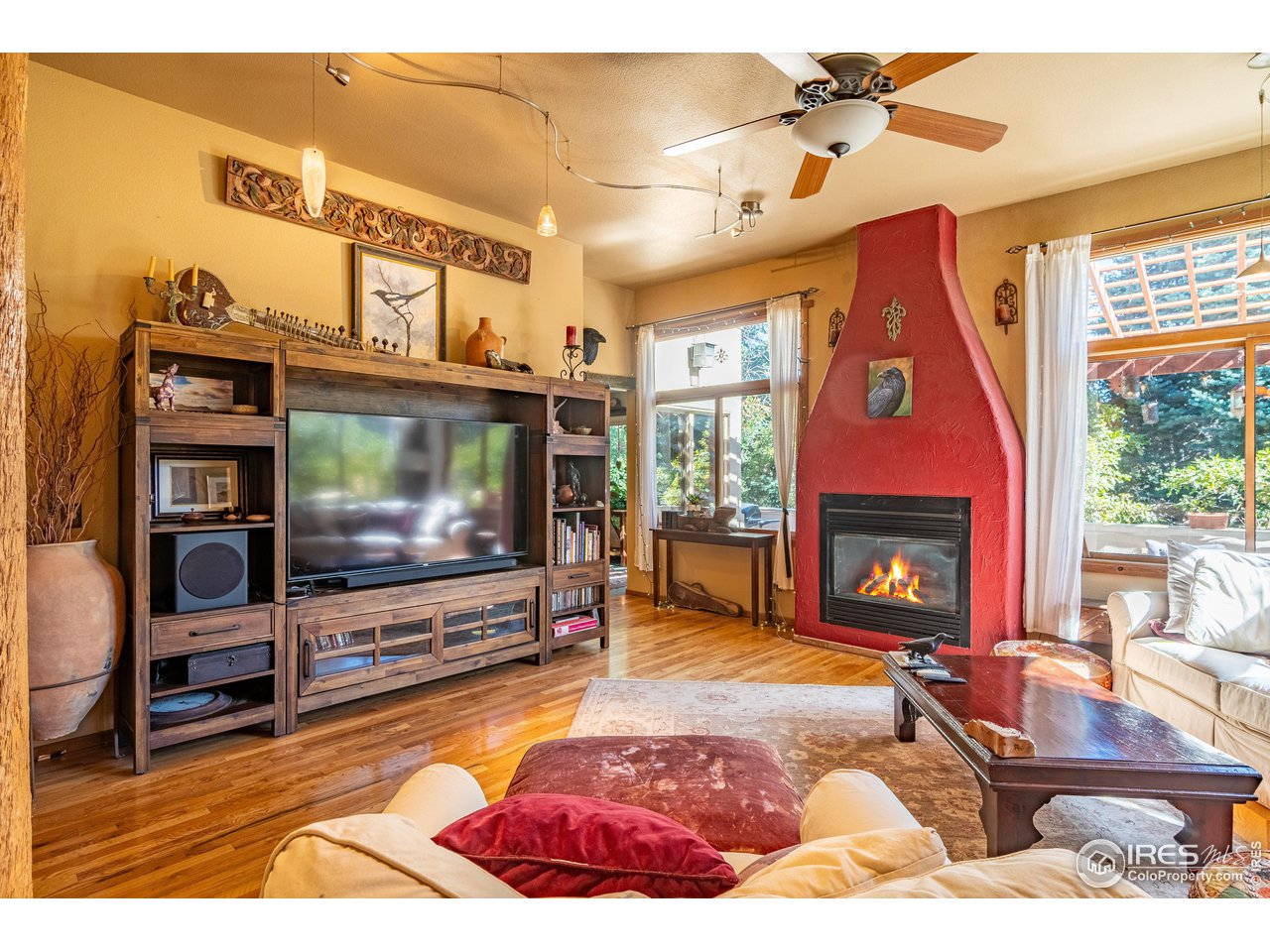 5362 Hawthorn Trl
