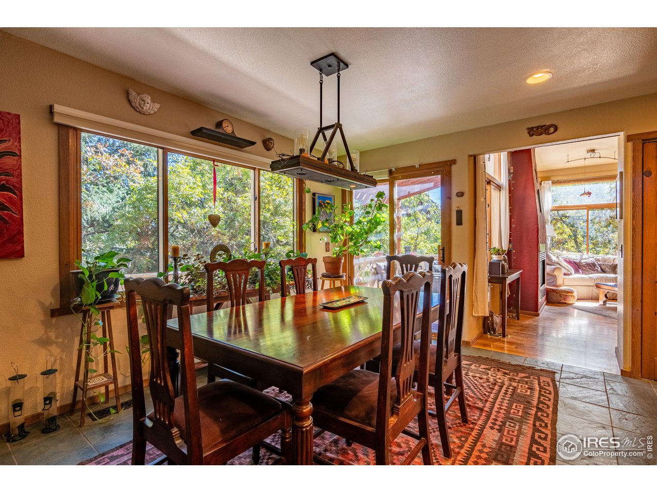 5362 Hawthorn Trl