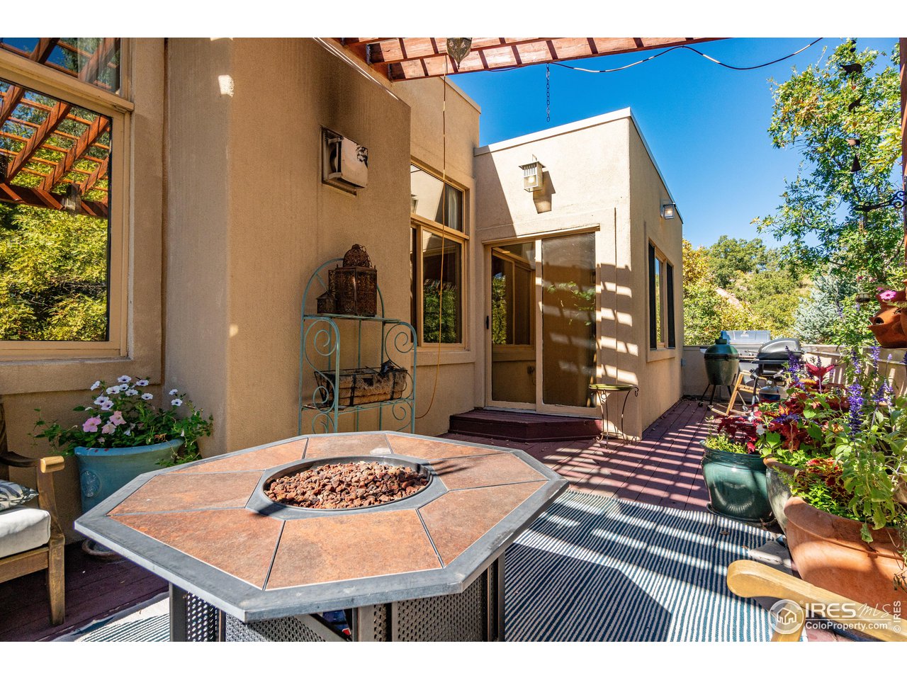 5362 Hawthorn Trl
